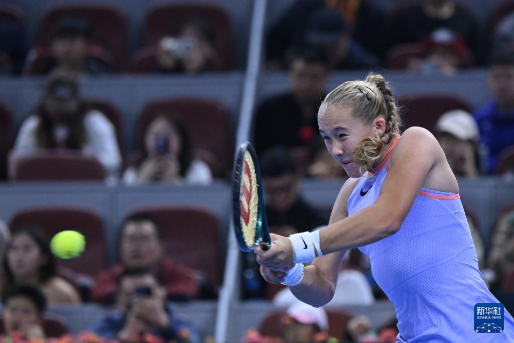 中的自信与 中的自信与