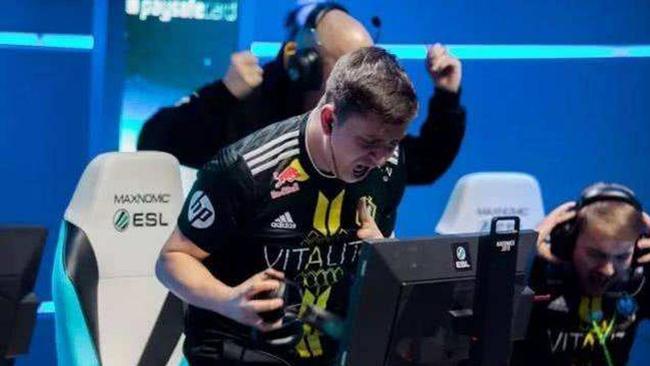 瞬时空位利 瞬时空位利