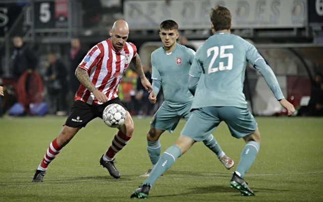 球后的半转 球后的半转